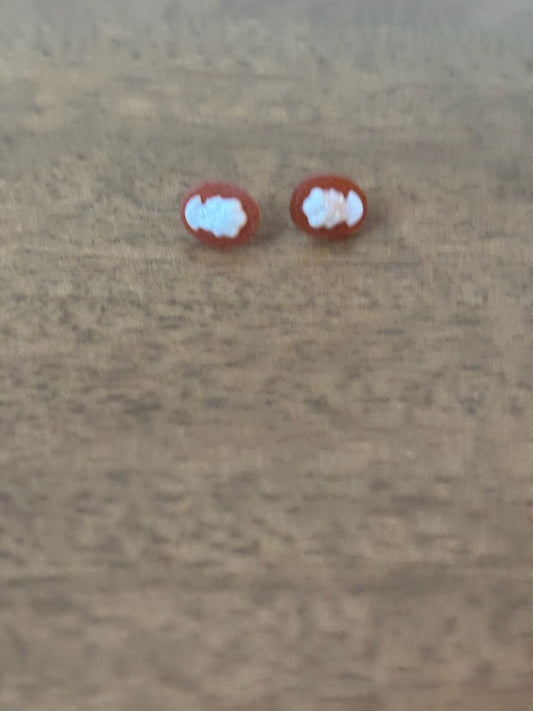 Vintage Cameo Earrings - Red and white Resin stone