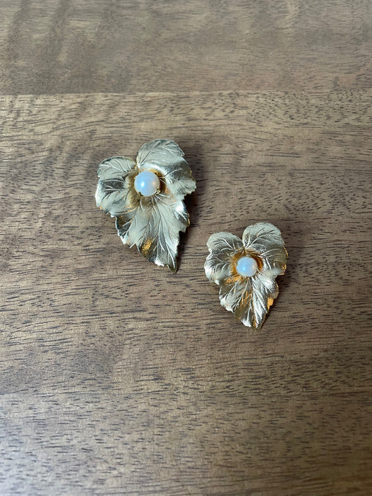 Vintage Sarah Coventry Leaf Brooch (comes as a pair)